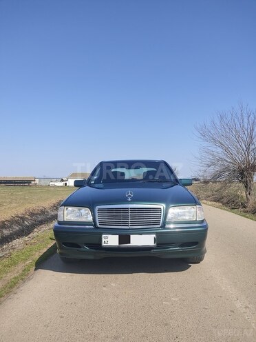 Mercedes C 240 1998, 246,000 km - 2.4 l - Biləsuvar