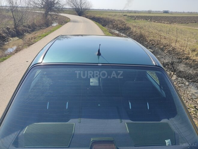 Mercedes C 240 1998, 246,000 km - 2.4 l - Biləsuvar