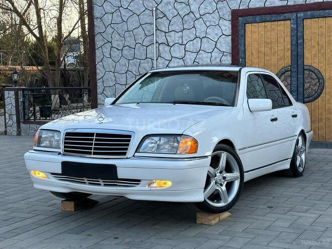 Mercedes C 230 1999, 286,000 km - 2.3 l - Saatlı