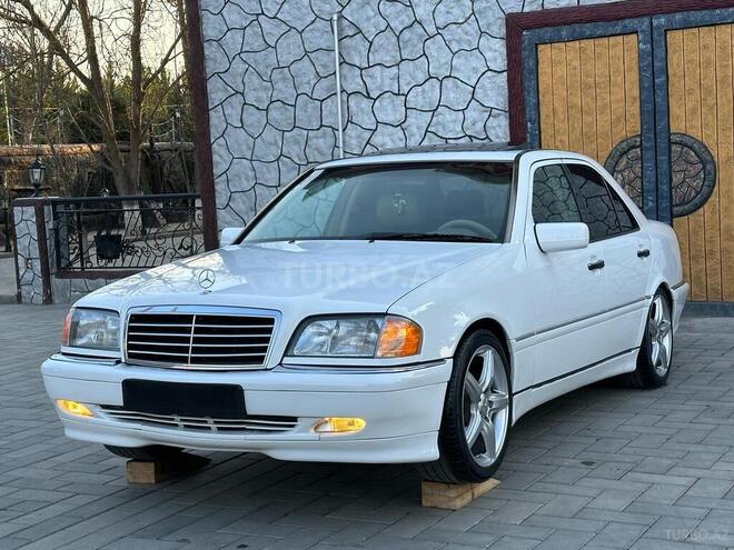 Mercedes C 230 1999, 286,000 km - 2.3 l - Saatlı