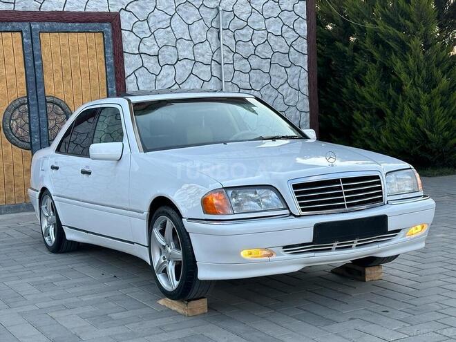 Mercedes C 230 1999, 286,000 km - 2.3 l - Saatlı