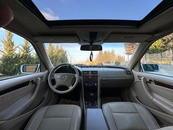 Mercedes C 230 1999, 286,000 km - 2.3 l - Saatlı