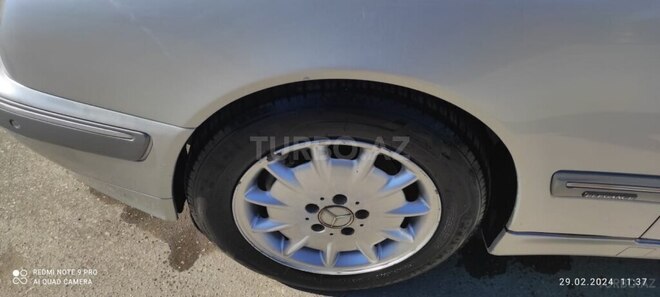 Mercedes E 240 1999, 241,560 km - 2.4 l - Xudat