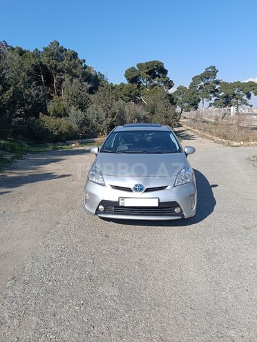 Toyota Prius 2015, 136,500 km - 1.8 l - Bakı