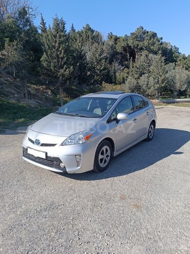 Toyota Prius 2015, 136,500 km - 1.8 l - Bakı