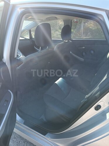 Toyota Prius 2015, 136,500 km - 1.8 l - Bakı