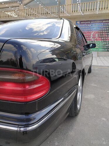 Mercedes E 270 2000, 321,000 km - 2.7 л - Göyçay