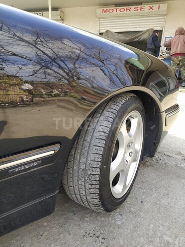 Mercedes E 270 2000, 321,000 km - 2.7 л - Göyçay