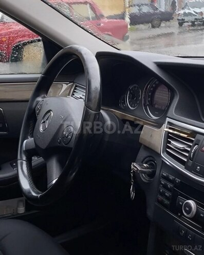 Mercedes E 220 2009, 270,000 km - 2.2 л - Lənkəran