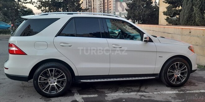 Mercedes ML 350 2011, 268,760 km - 3.5 l - Bakı
