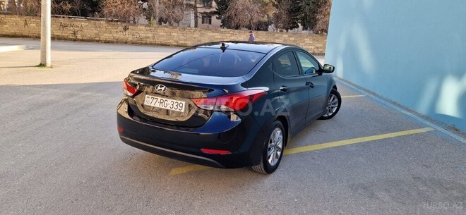 Hyundai Elantra 2015, 97,088 km - 1.8 l - Sumqayıt