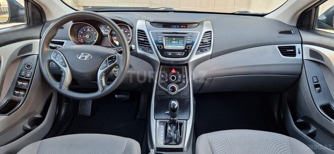Hyundai Elantra 2015, 97,088 km - 1.8 l - Sumqayıt