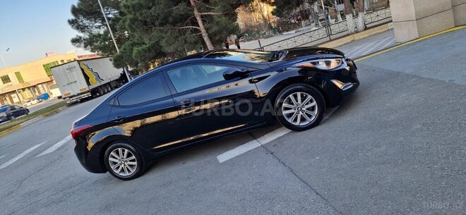 Hyundai Elantra 2015, 97,088 km - 1.8 l - Sumqayıt