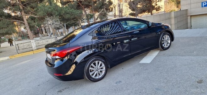 Hyundai Elantra 2015, 97,088 km - 1.8 l - Sumqayıt