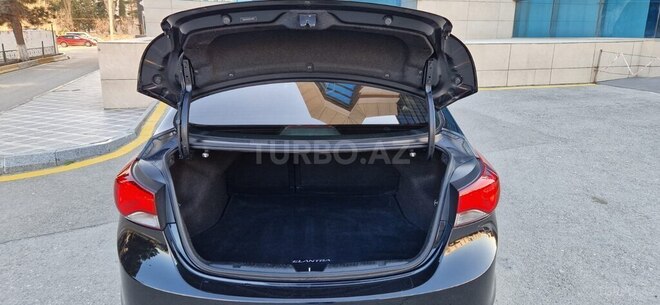 Hyundai Elantra 2015, 97,088 km - 1.8 l - Sumqayıt