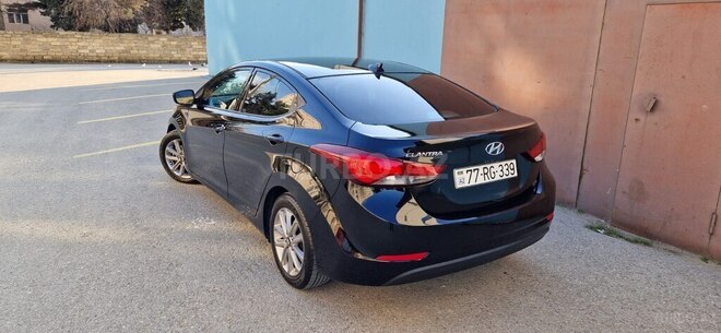 Hyundai Elantra 2015, 97,088 km - 1.8 l - Sumqayıt
