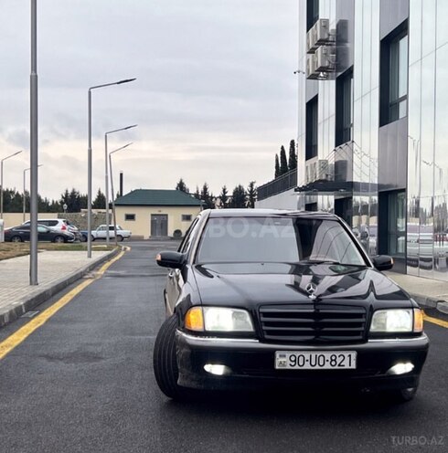 Mercedes C 230 1999, 241,402 km - 2.3 l - Bakı