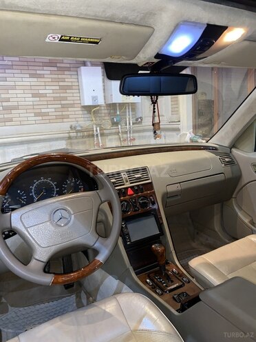 Mercedes C 230 1999, 241,402 km - 2.3 l - Bakı