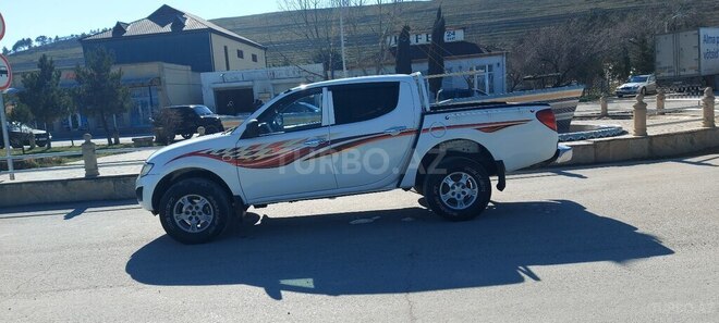Mitsubishi L200 2009, 360,270 km - 2.5 l - Şabran