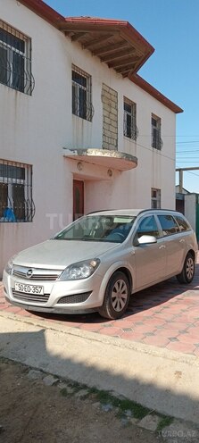 Opel Astra 2010, 158,000 km - 1.4 l - Sumqayıt