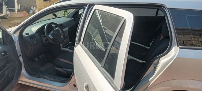 Opel Astra 2010, 158,000 km - 1.4 l - Sumqayıt