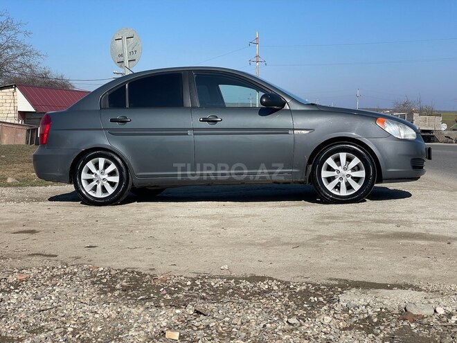 Hyundai Accent 2007, 264,000 km - 1.5 l - Quba