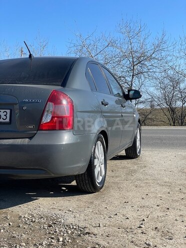 Hyundai Accent 2007, 264,000 km - 1.5 l - Quba