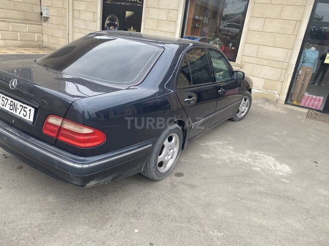 Mercedes E 240 1999, 148,800 km - 2.4 l - Şəmkir