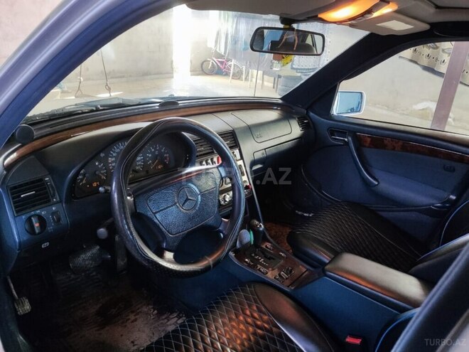 Mercedes C 240 1998, 321,000 km - 2.4 l - Bakı