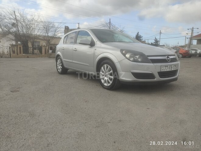 Opel Astra 2004, 226,000 km - 1.4 l - Bakı