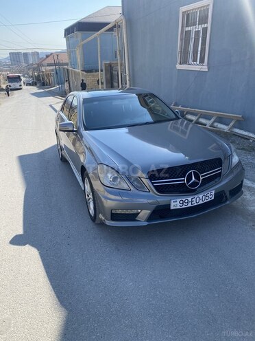 Mercedes E 350 2011, 210,000 km - 3.5 л - Bakı