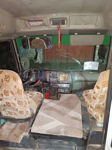 Mitsubishi Rosa 1998, 199,800 km - 3.9 l - Qusar