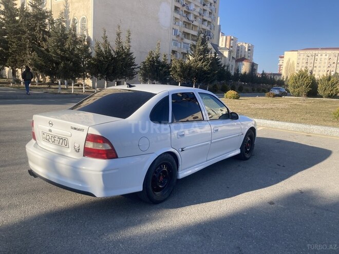 Opel Vectra 1996, 376,760 km - 1.8 l - Sumqayıt