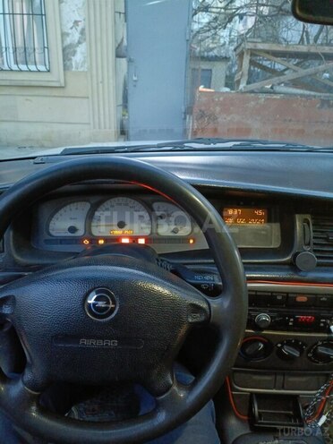 Opel Vectra 1999, 496,650 km - 1.6 l - Sumqayıt
