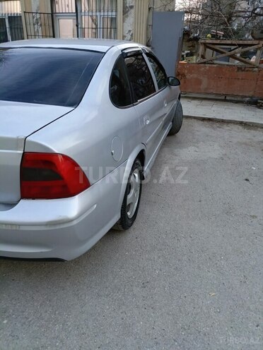 Opel Vectra 1999, 496,650 km - 1.6 l - Sumqayıt