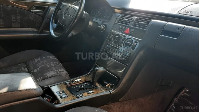 Mercedes E 230 1997, 375,468 km - 2.3 l - Bakı