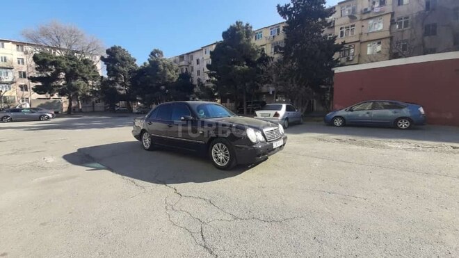 Mercedes E 230 1997, 375,468 km - 2.3 l - Bakı