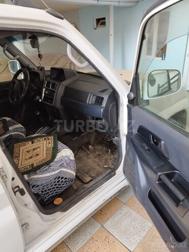 Mitsubishi Pajero io 2000, 289,765 km - 2.0 л - Qazax