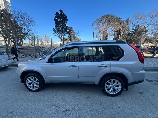 Nissan X-Trail 2013, 92,000 km - 2.5 л - Bakı
