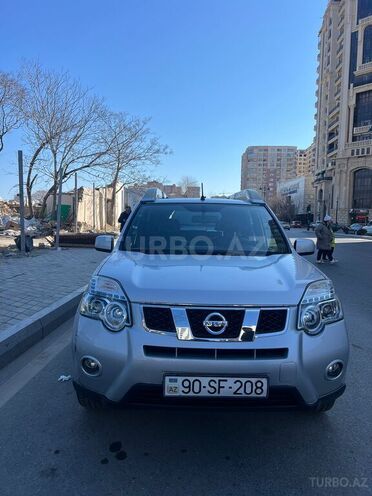 Nissan X-Trail 2013, 92,000 km - 2.5 л - Bakı