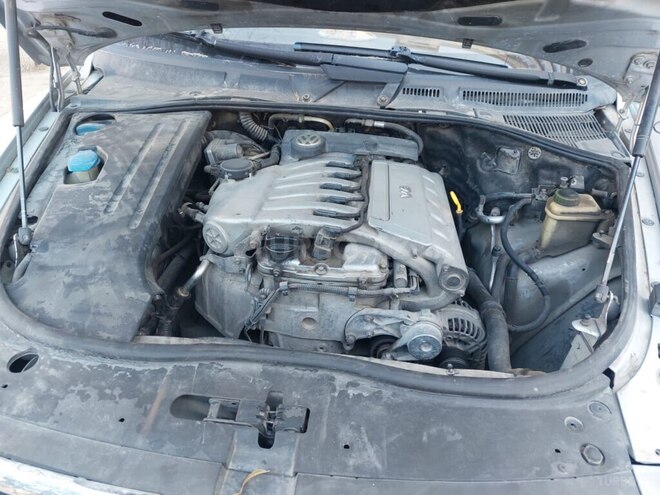 Volkswagen Touareg 2003, 295,000 km - 3.2 l - Sumqayıt