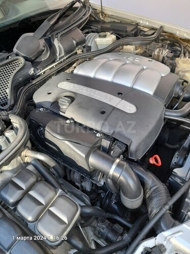 Mercedes E 220 2001, 540,000 km - 2.2 l - Qusar
