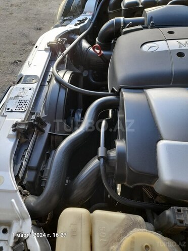 Mercedes E 220 2001, 540,000 km - 2.2 l - Qusar