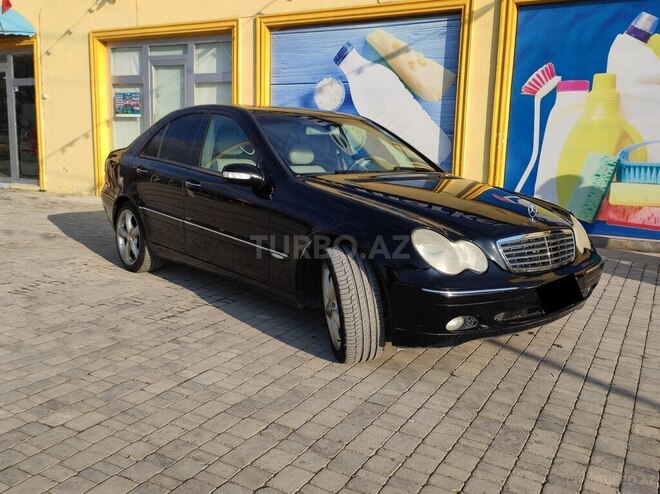 Mercedes C 240 2003, 351,088 km - 2.6 l - İsmayıllı