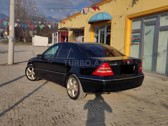 Mercedes C 240 2003, 351,088 km - 2.6 l - İsmayıllı