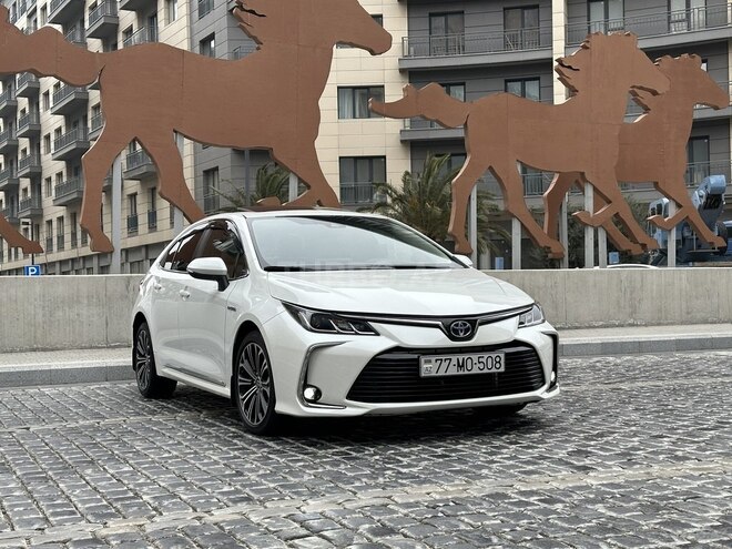 Toyota Corolla 2021, 26,500 km - 1.8 l - Bakı