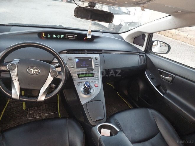 Toyota Prius 2013, 220,000 km - 1.8 l - Bakı