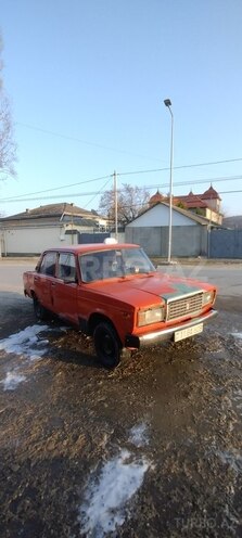 LADA (VAZ) 2105 1984, 130,000 km - 1.3 l - Quba