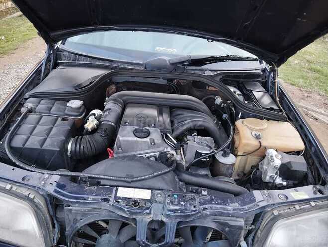 Mercedes C 250 1994, 363,220 km - 2.5 l - Lənkəran