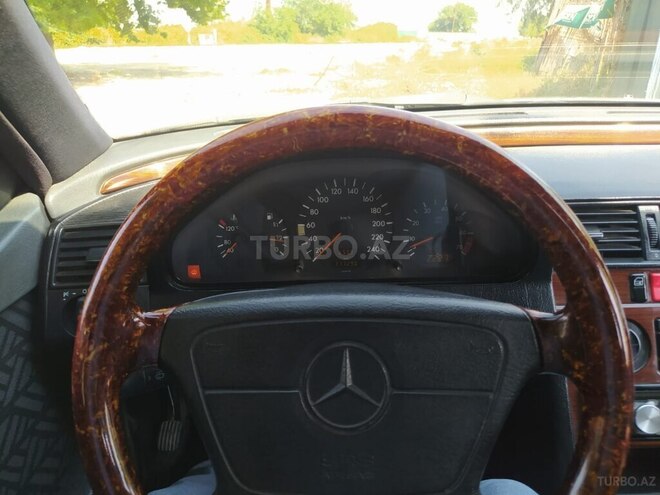 Mercedes C 180 1995, 320,000 km - 1.8 l - Şəmkir